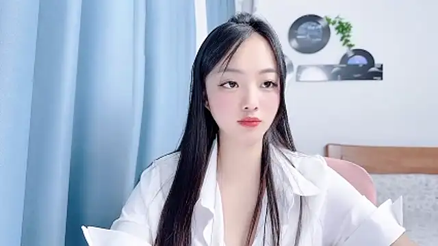 Winnie666999 webcam