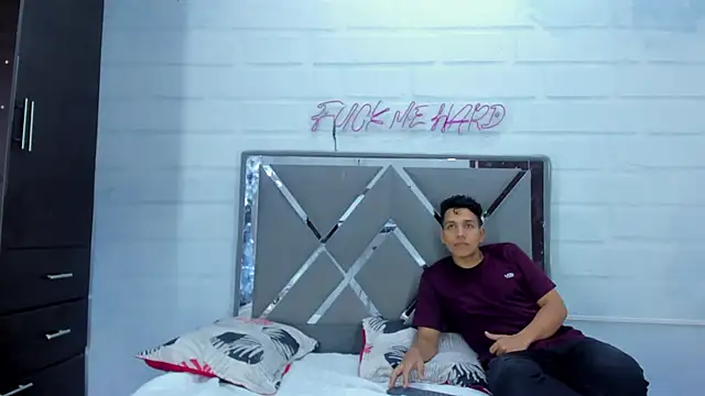 SilkBoys webcam
