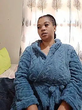 FreakyAngel3X live cam on StripChat
