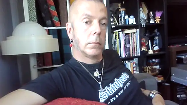SHARPSkinhead webcam