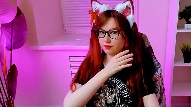 CarolGiggly webcam