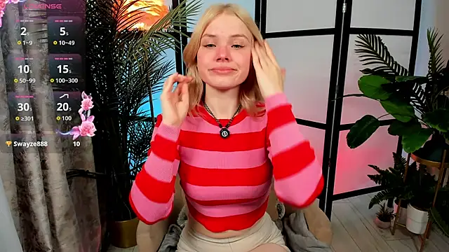 ChloeWells webcam
