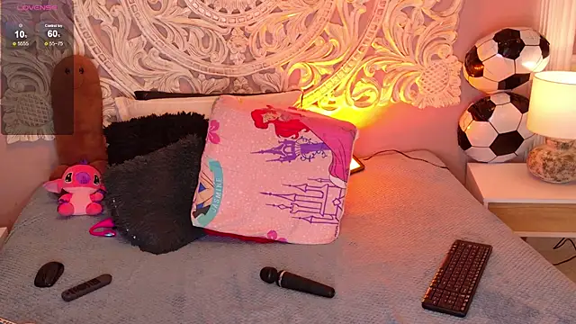 MalaikaBrown webcam
