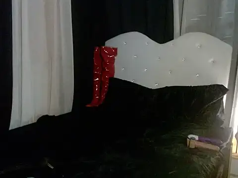 AshantTsiBigCock live sex cam