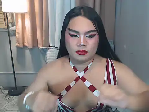 TSbrianaHugeCock webcam
