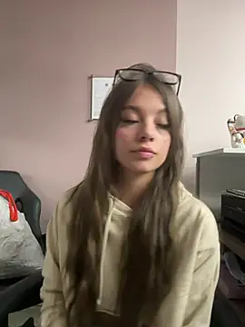 AmmyJones_ live cam on StripChat