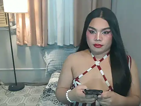 TSbrianaHugeCock webcam