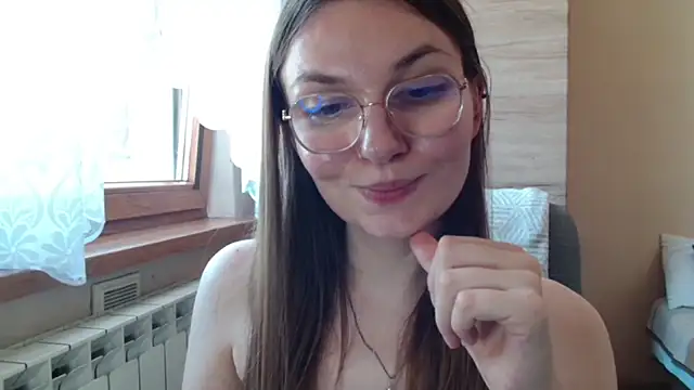 LooveELLYx webcam
