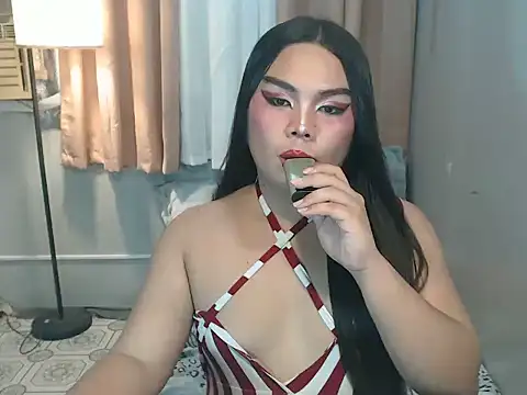 TSbrianaHugeCock webcam