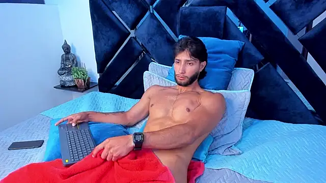 Emmet_CollinsJS webcam