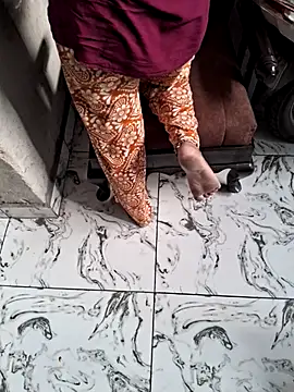 poojaseductive webcam