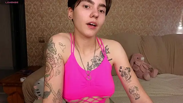 yourfav0ritegirls webcam