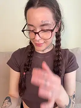 fuckdoll_18 webcam