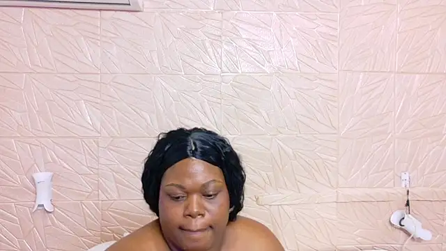 ebonny_suggarmommy1 webcam