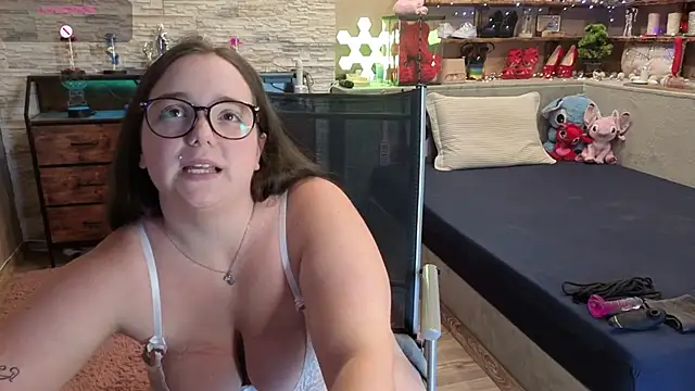 Kimberly-Caprice webcam