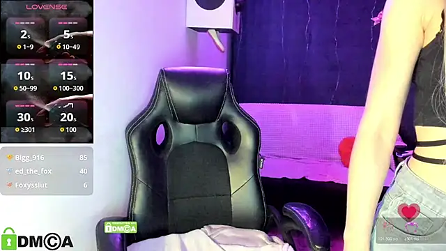 CrystalGirl99 webcam