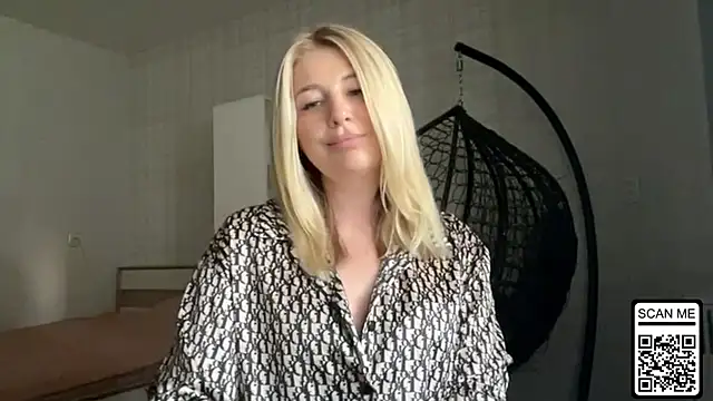 Blondie_xoxoxo webcam