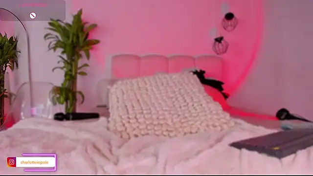 charlotteinpool (M young) - full naked and cum