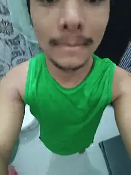 Detonate_boy webcam