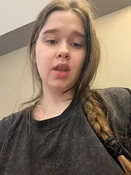 HornyGirlH webcam