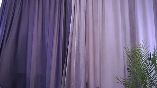 SelenneVoss webcam