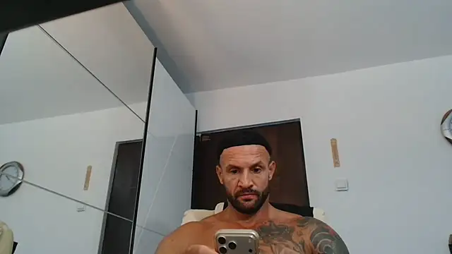 Magnificmuscles89 webcam