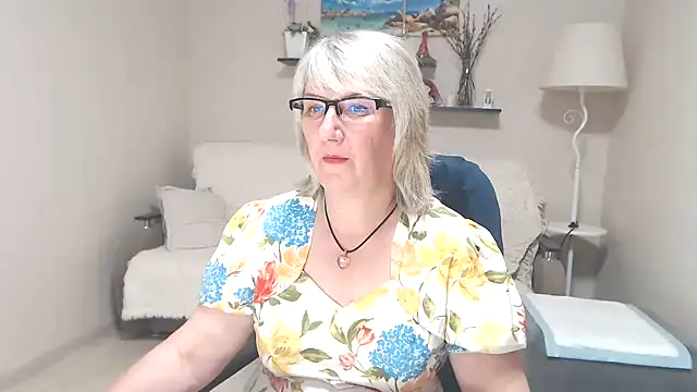 FleurMays webcam