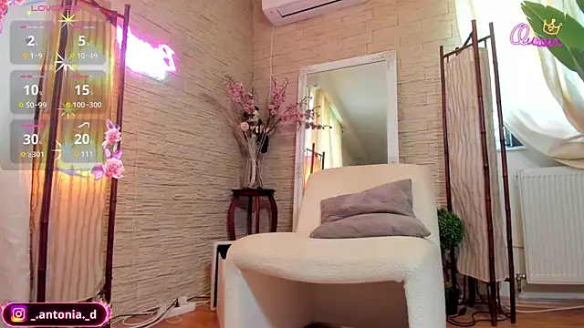 Bella_Posh webcam