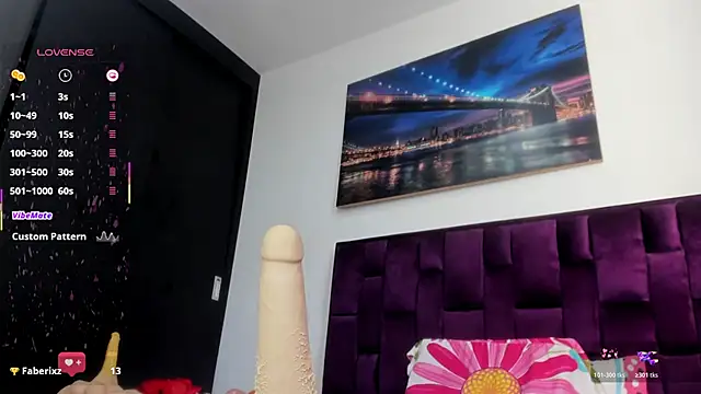 Alicia_Whitee webcam