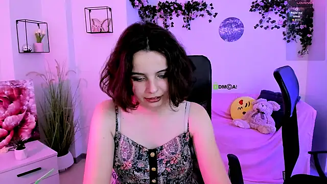 mia_mooon_ webcam