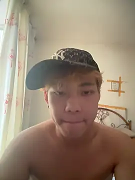 Reverie623 webcam