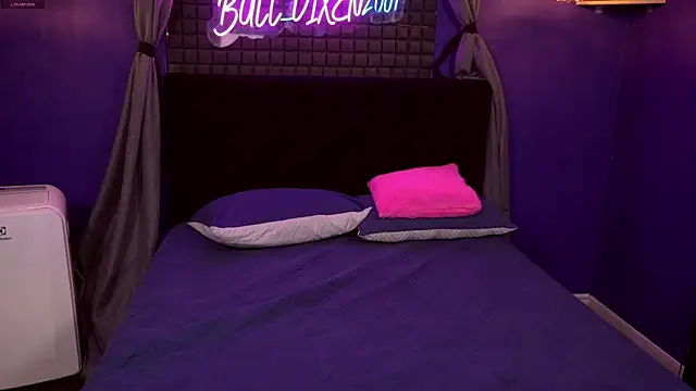 bull_vixen2001 live cam
