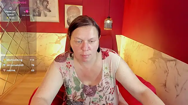 KellyPerfection webcam