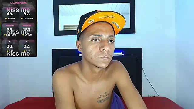 hotboyluxe webcam