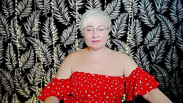 Olivia_playful webcam