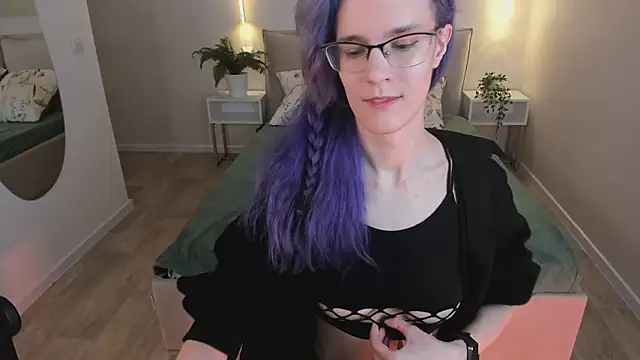 AuraLaunni webcam