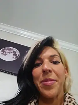 lil_jiggly webcam