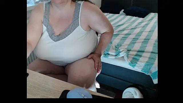 Sweetboobs webcam