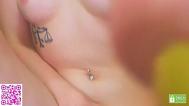 OliviaKis_ webcam
