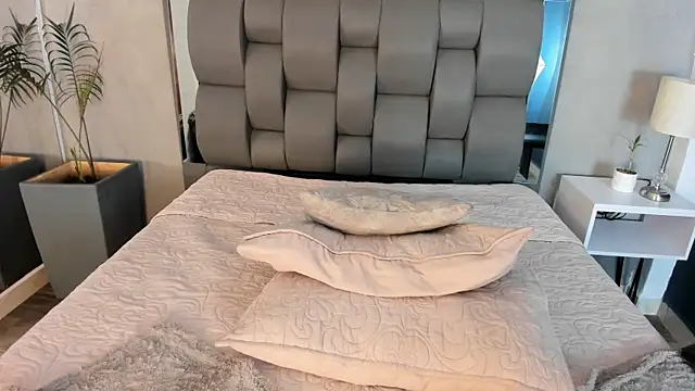 Charlie___Musk webcam