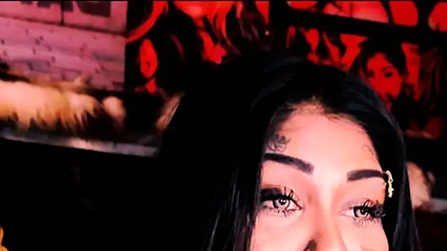 indian_dreamgirl webcam