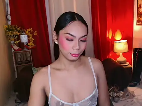 kylieEmparado webcam