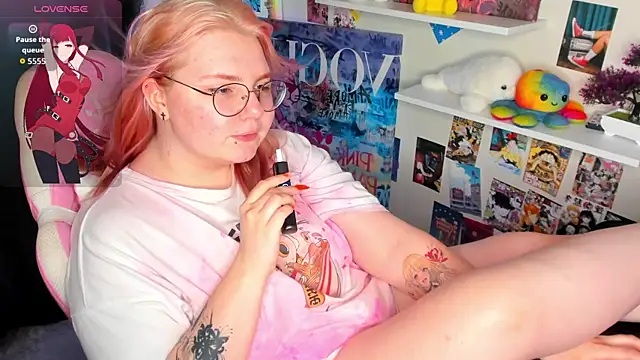Alice_Kitagawa webcam