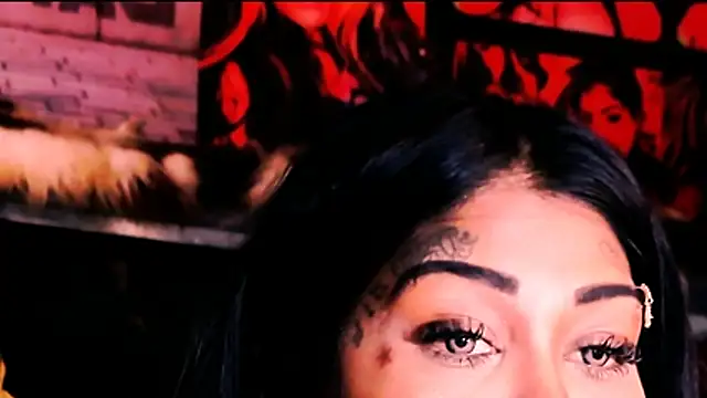 indian_dreamgirl webcam