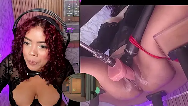 NinaCapelli webcam