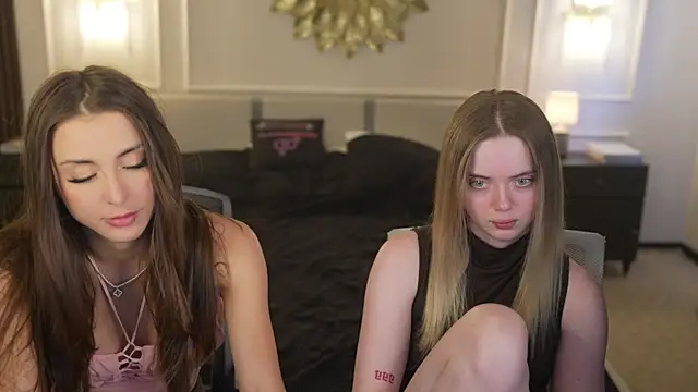 Luna_secretgirl webcam