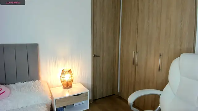 sophie_connors webcam