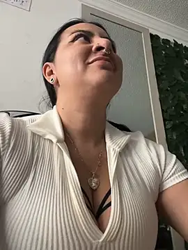 Abril_Luv webcam