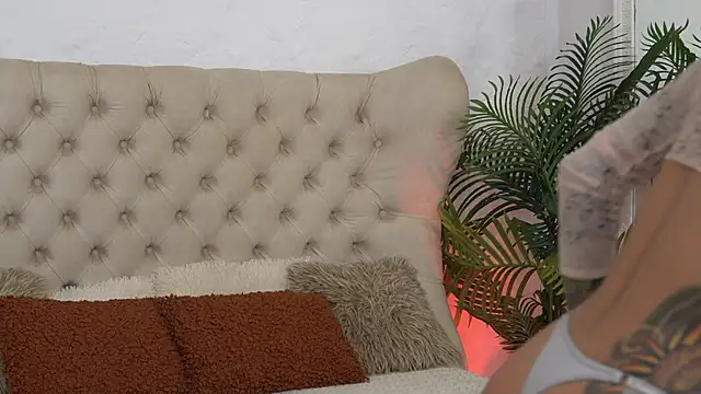 TiffanyMaze webcam