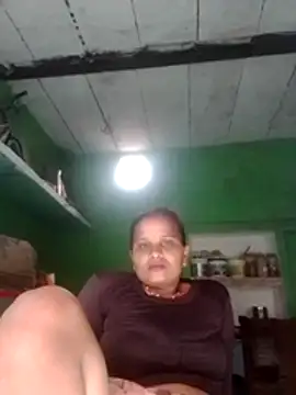Shivani09900 live cam on StripChat